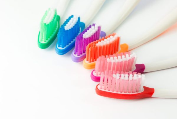bigstock Multicolor Toothbrushes 112393886 e1490029570279