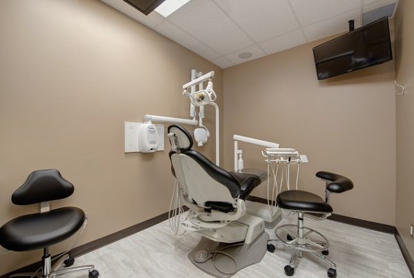 black chair dental operatory